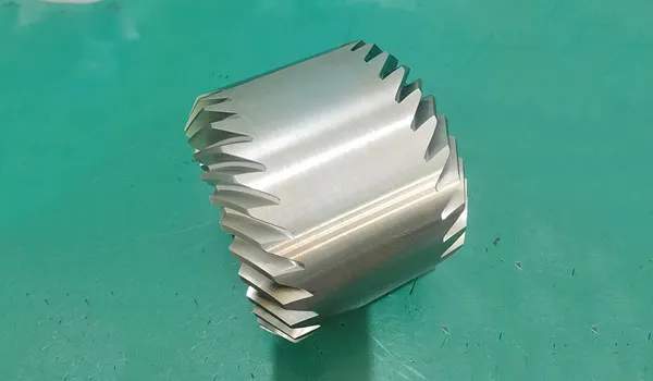 Spiral Bevel Gears for Spindle Milling Heads