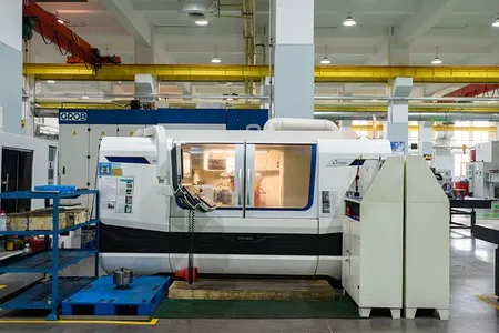 STUDER S33 High-Precision CNC Universal Internal/External Cylindrical Grinding Machine (Switzerland)