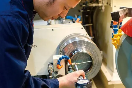 MAAG CNC Internal and External Grinding Machine